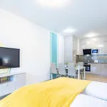 - Free Parking - Large Balcony * בודפשט