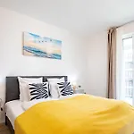 - Free Parking - Large Balcony דירה