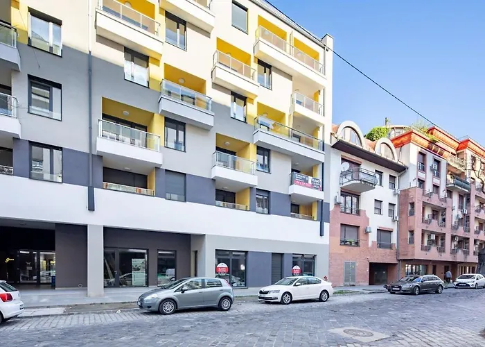 Daire - Free Parking - Large Balcony *