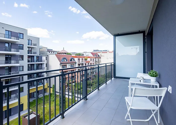 - Free Parking - Large Balcony