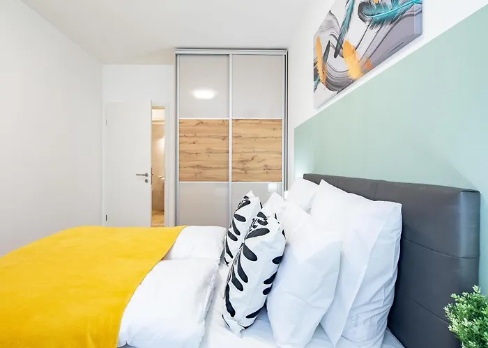 Apartmán - Free Parking - Large Balcony *